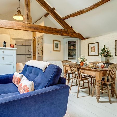 The Hayloft Villa Hook Norton Bagian luar foto