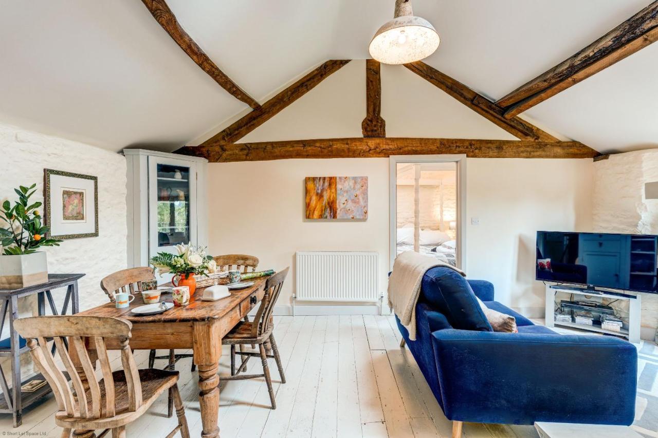 The Hayloft Villa Hook Norton Bagian luar foto