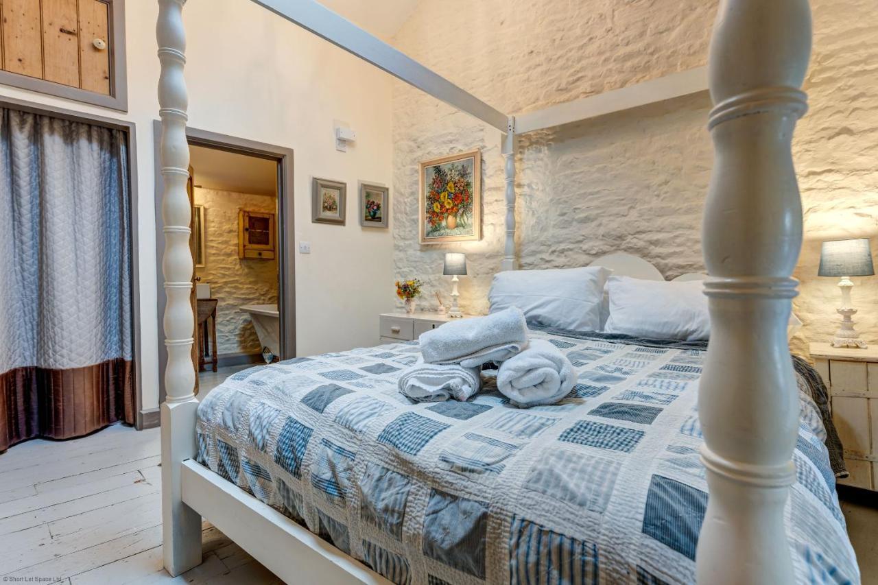 The Hayloft Villa Hook Norton Bagian luar foto